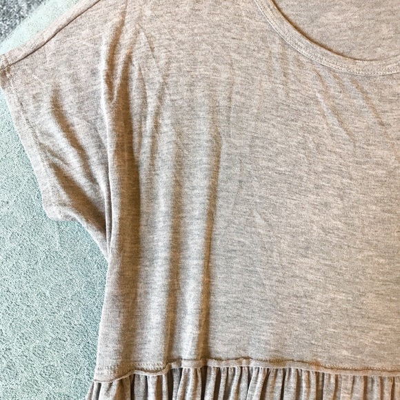 Tan short sleeve tee - Picture 2 of 5